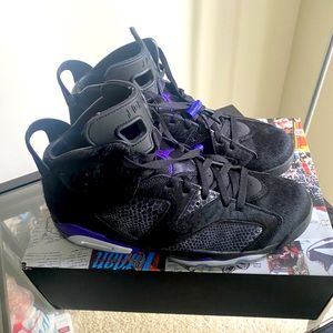 Exclusive “Pony Hare” Jordan 6!